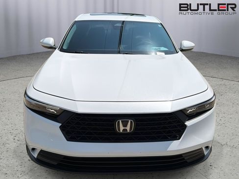 Used 2024 Honda Accord EX image 9