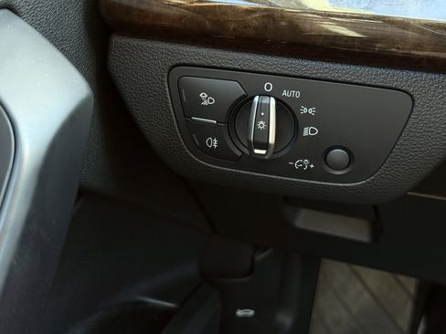 Used 2019 Audi Q5 2.0T Premium Plus w/ Premium Plus Package image 29