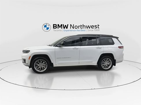 Used 2025 Jeep Grand Cherokee L Summit w/ MOPAR Finishing Package image 10