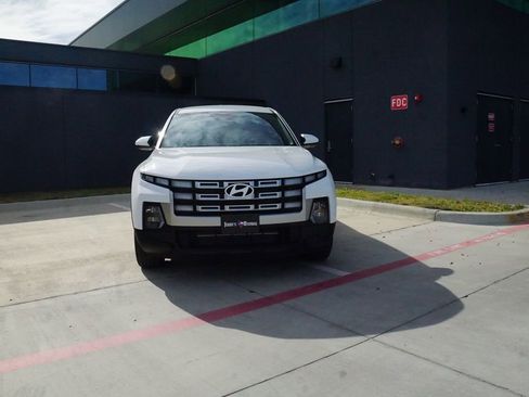 New 2026 Hyundai Santa Cruz SE image 2