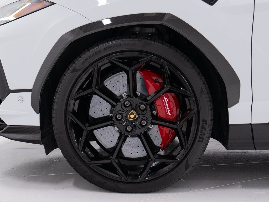 Used 2024 Lamborghini Urus Performante AWD/4WD image 42