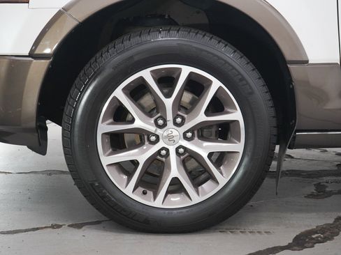 Used 2015 Ford Expedition King Ranch AWD/4WD image 28
