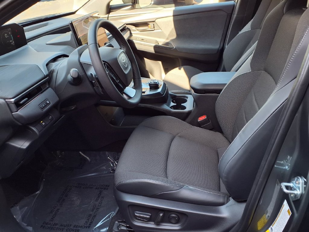 Certified 2026 Toyota C-HR AWD/4WD image 17