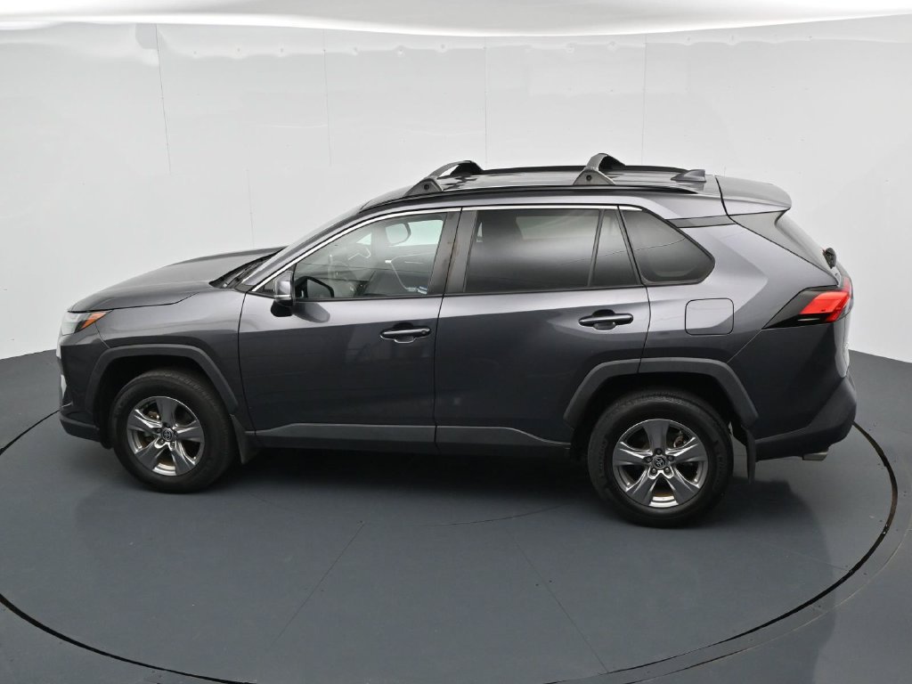 Used 2024 Toyota RAV4 XLE FWD image 21