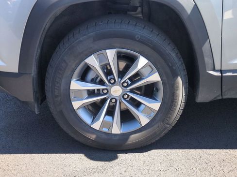 Used 2025 Chevrolet Equinox LT AWD/4WD image 27