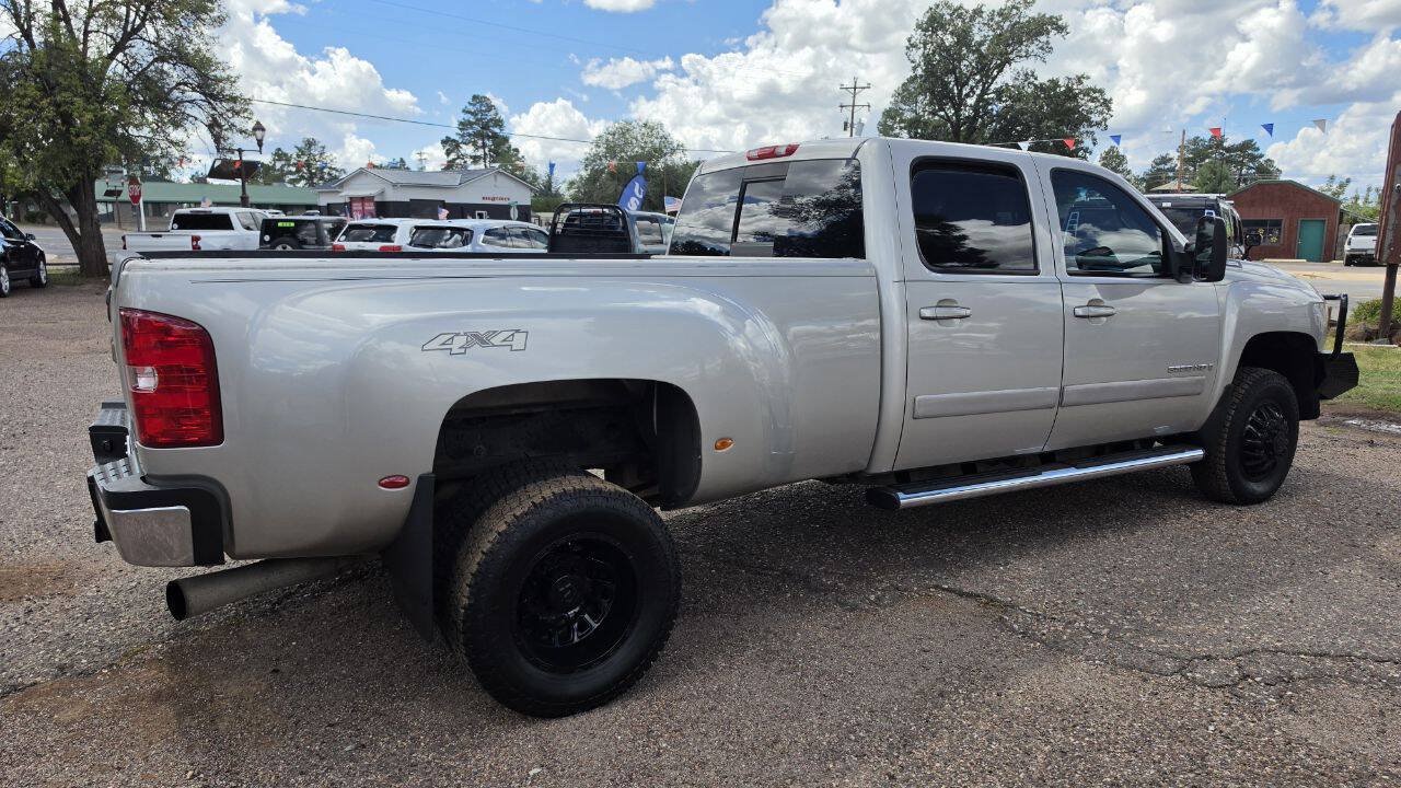 Used 2008 Chevrolet Silverado 3500 LTZ AWD/4WD image 2