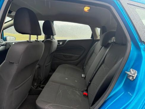 Used 2015 Ford Fiesta SE image 8