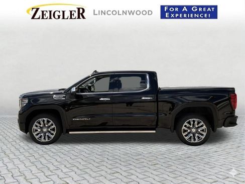 Used 2023 GMC Sierra 1500 Denali w/ Denali Reserve Package AWD/4WD image 3