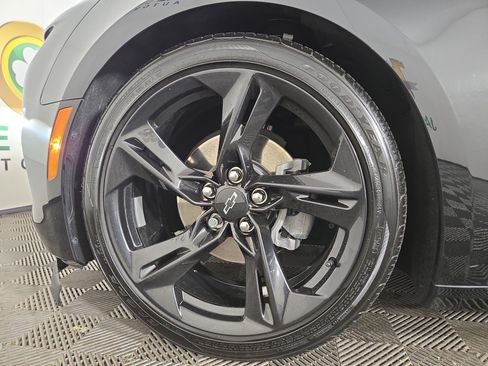 Certified 2022 Chevrolet Camaro LT image 30