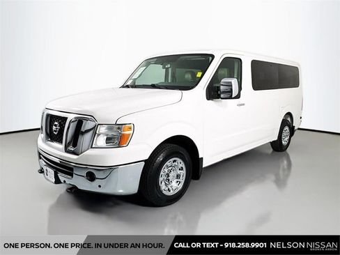 Used 2018 Nissan NV 3500 SL RWD image 1