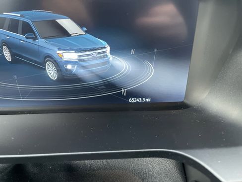 Used 2022 Ford Expedition Max Platinum image 10