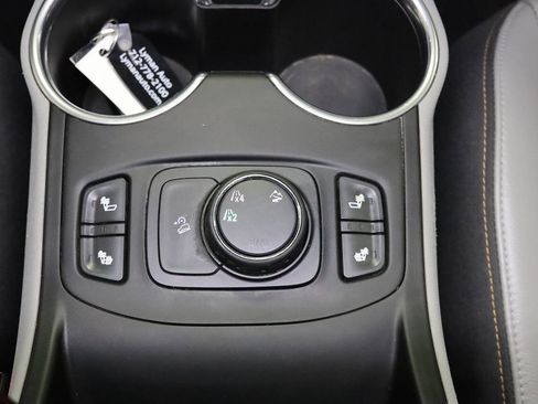 Used 2019 GMC Terrain SLT w/ Preferred Package image 19