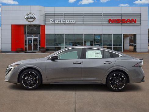 New 2026 Nissan Sentra SR image 3