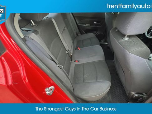 Used 2016 Chevrolet Cruze LT image 56