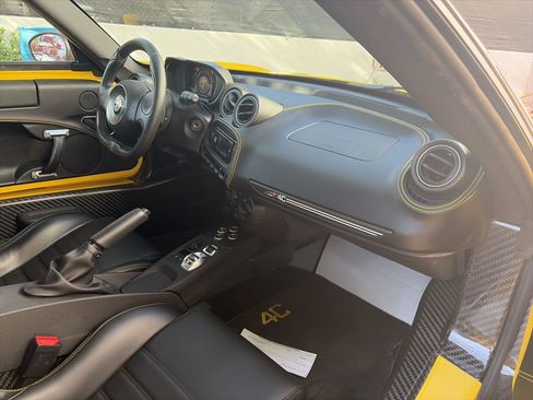 Used 2016 Alfa Romeo 4C Spider image 8