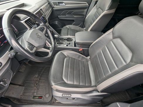 Used 2021 Volkswagen Atlas SEL Premium image 5