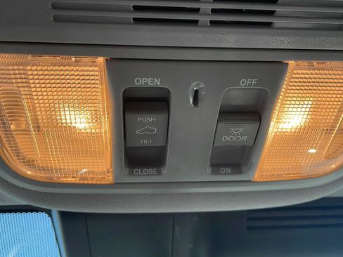 Used 2022 Honda CR-V EX image 23