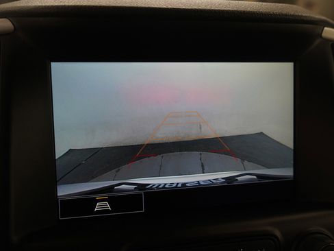 Used 2024 GMC Terrain SLT image 30