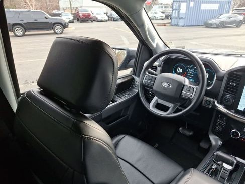 Certified 2022 Ford F150 Lariat w/ FX4 Off-Road Package image 15