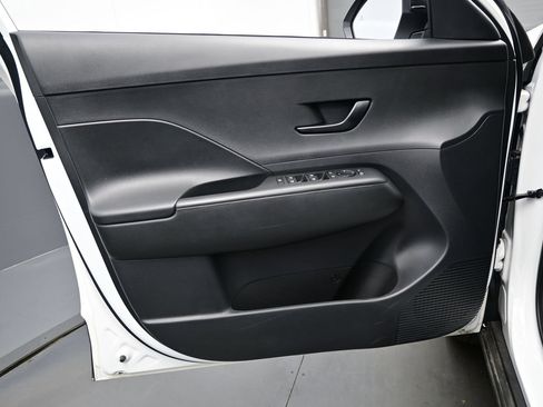 Used 2026 Hyundai Kona SEL Sport AWD/4WD image 9