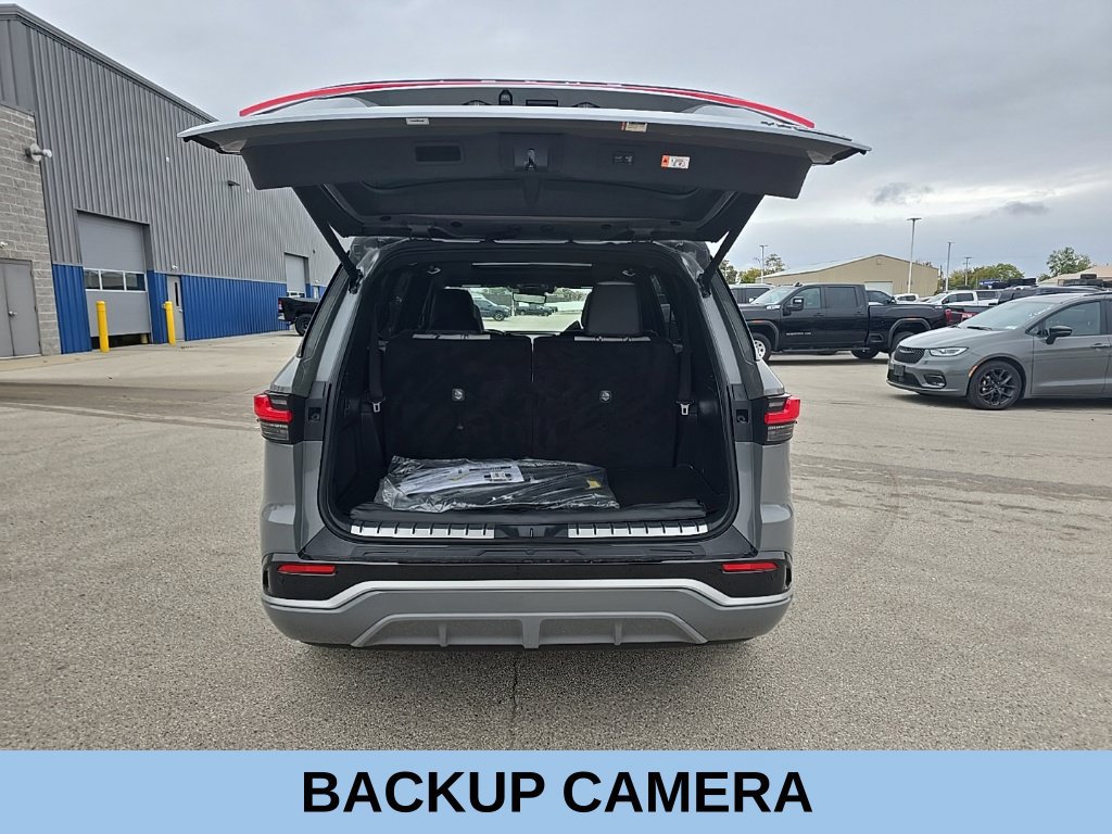 Used 2025 Lexus TX 500h AWD image 6