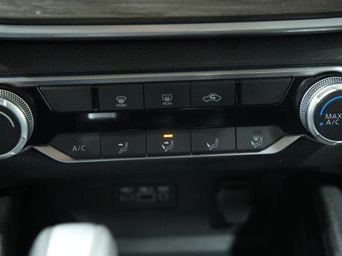 Used 2024 Nissan Altima 2.5 SV image 36