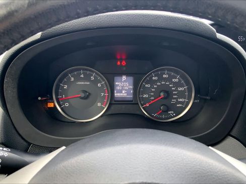Used 2014 Subaru Crosstrek 2.0i Limited AWD/4WD image 25