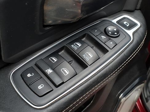 Used 2019 RAM 2500 Limited image 26