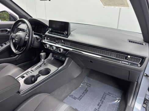 Used 2024 Honda Civic Sport image 13