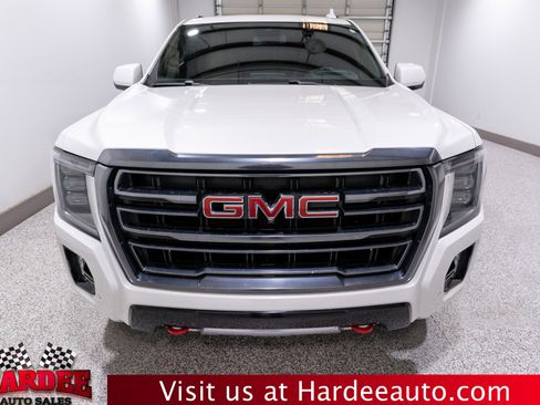 Used 2023 GMC Yukon AT4 w/ Technology Package image 7