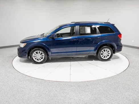 Used 2018 Dodge Journey SXT w/ Safe & Sound Group FWD image 33