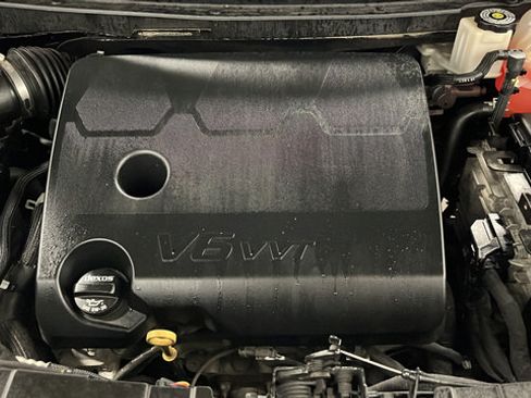 Used 2019 Chevrolet Traverse LT AWD/4WD image 29