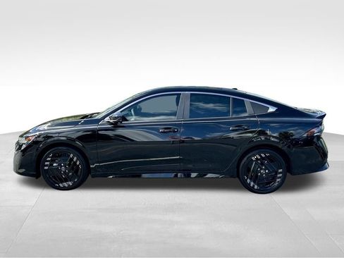 New 2026 Nissan Sentra SR w/ Floor Mat Package FWD image 9