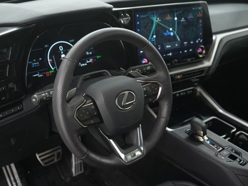 Used 2024 Lexus TX 500h AWD image 23