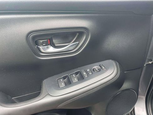 Certified 2023 Honda HR-V LX image 18