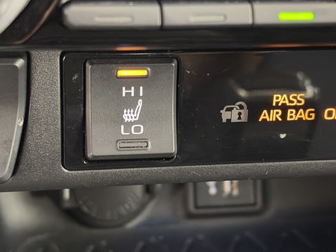 Used 2024 Toyota RAV4 XSE w/ Weather Package AWD/4WD image 23