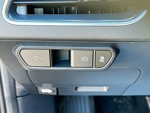 New 2025 Kia K4 GT-Line image 10