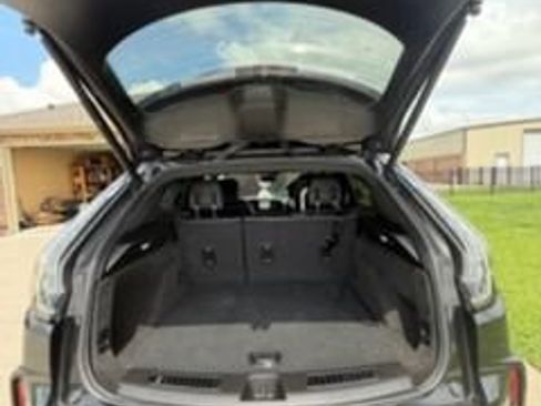 Used 2025 Cadillac XT4 Sport FWD image 13