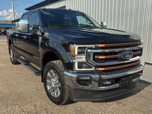 Used 2020 Ford F250 King Ranch w/ King Ranch Ultimate Package AWD/4WD image 3