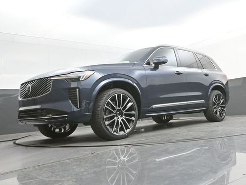 New 2026 Volvo XC90 B6 Plus w/ Protection Package Premier AWD/4WD image 30