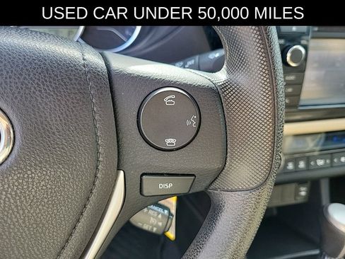 Used 2015 Toyota Corolla LE FWD image 21