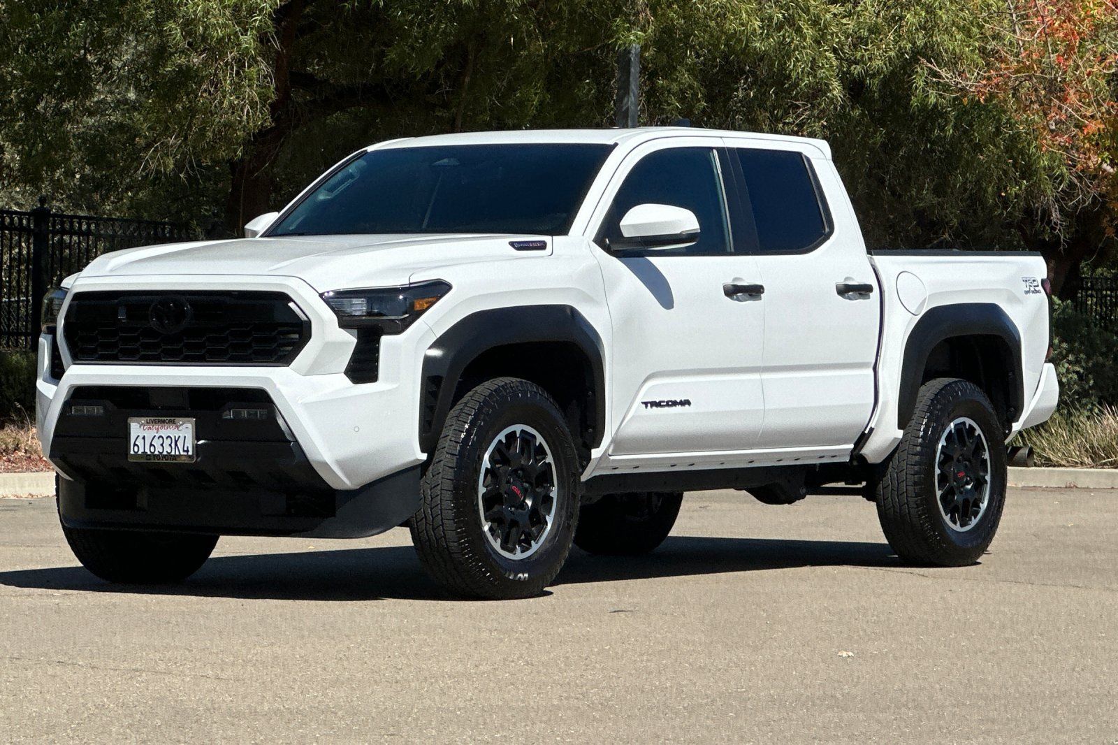 Certified 2026 Toyota Tacoma TRD Off-Road w/ TRD Off Road Upgrade Package AWD/4WD image 9