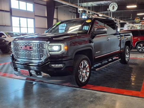 Used 2018 GMC Sierra 1500 Denali AWD/4WD image 3