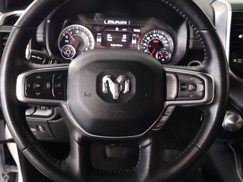 Used 2023 RAM 1500 Laramie AWD/4WD image 3