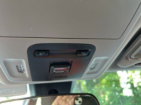 Used 2019 Toyota Camry LE image 41