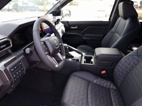 New 2025 Toyota Tacoma TRD Off-Road image 10