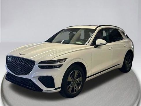 Used 2023 Genesis GV70 3.5T Sport w/ Cargo Package AWD/4WD image 3