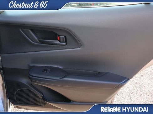 Used 2024 Toyota Prius LE AWD/4WD image 11