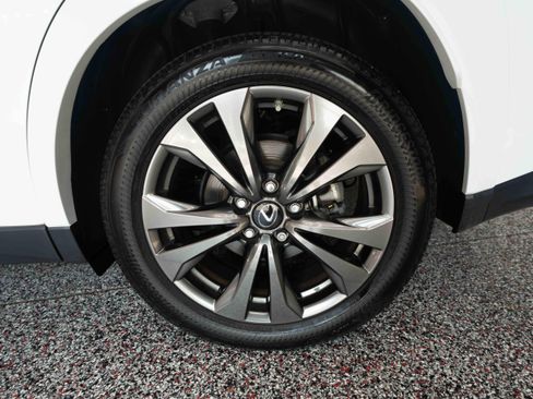 Used 2024 Lexus UX 250h F Sport AWD/4WD image 30