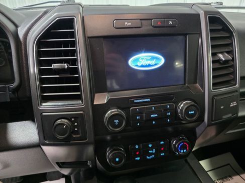 Used 2019 Ford F150 XLT w/ Equipment Group 302A Luxury AWD/4WD image 12
